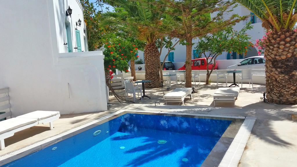 Kymata Hotel Камарі Екстер'єр фото